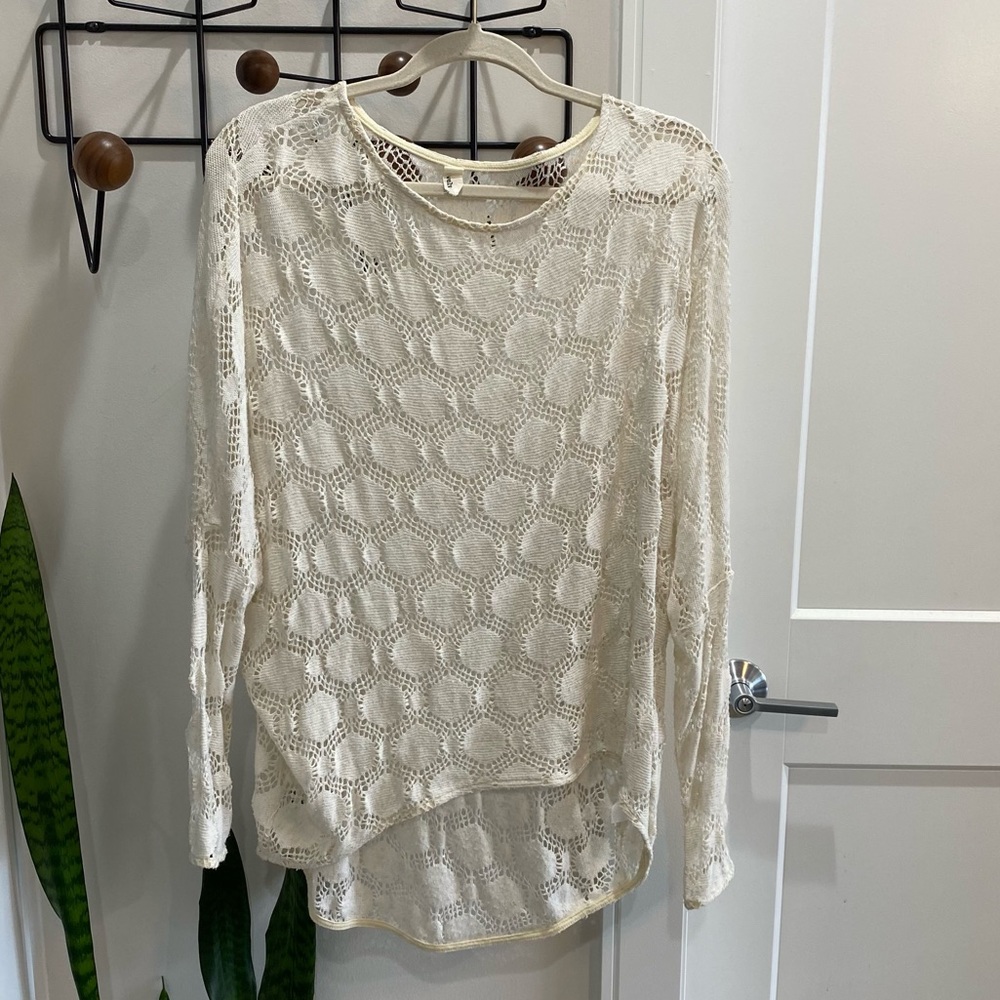Cut out high-low sweater